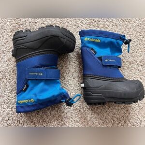 Columbia boys blue winter snow boots 6C NO BOX